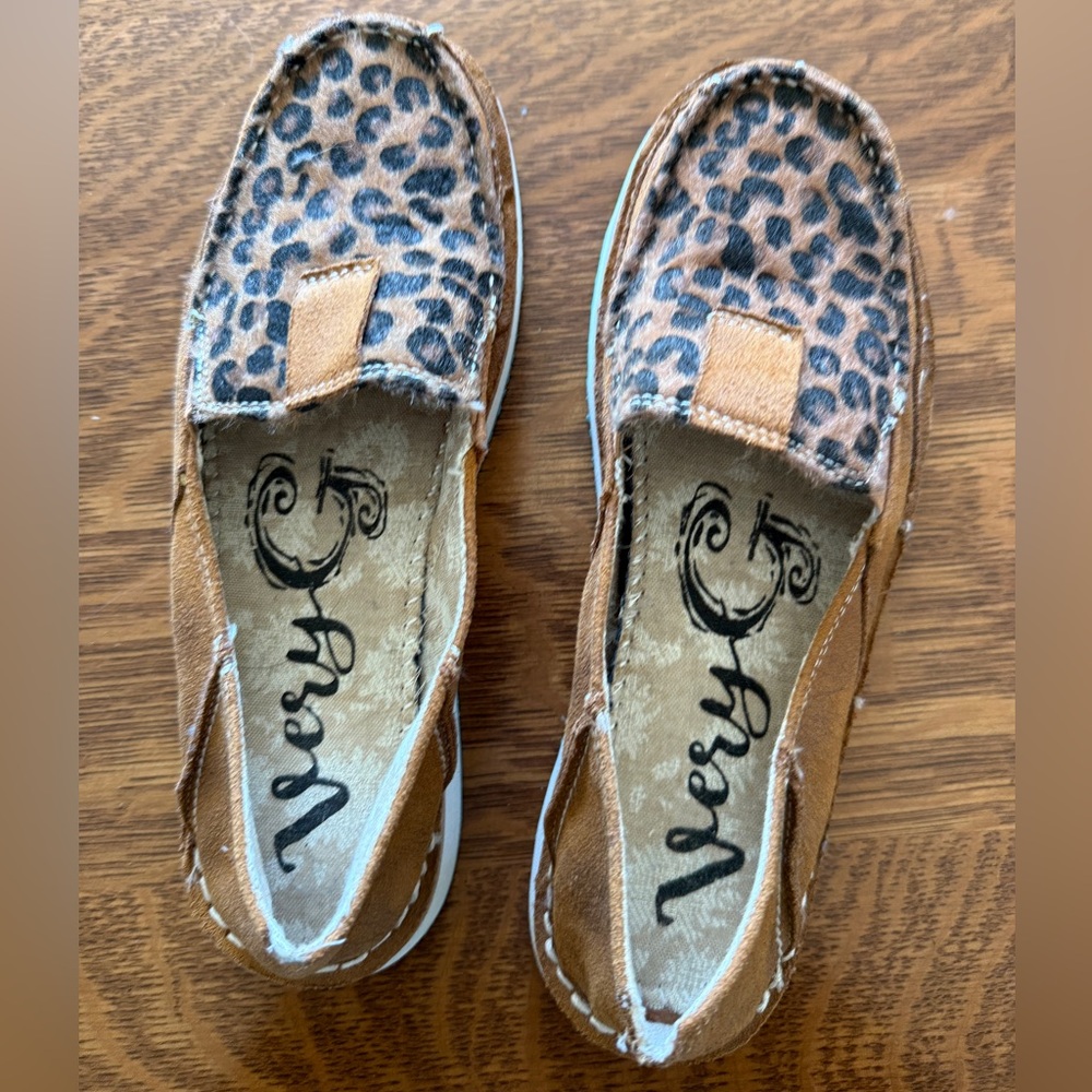 Leopard loafers